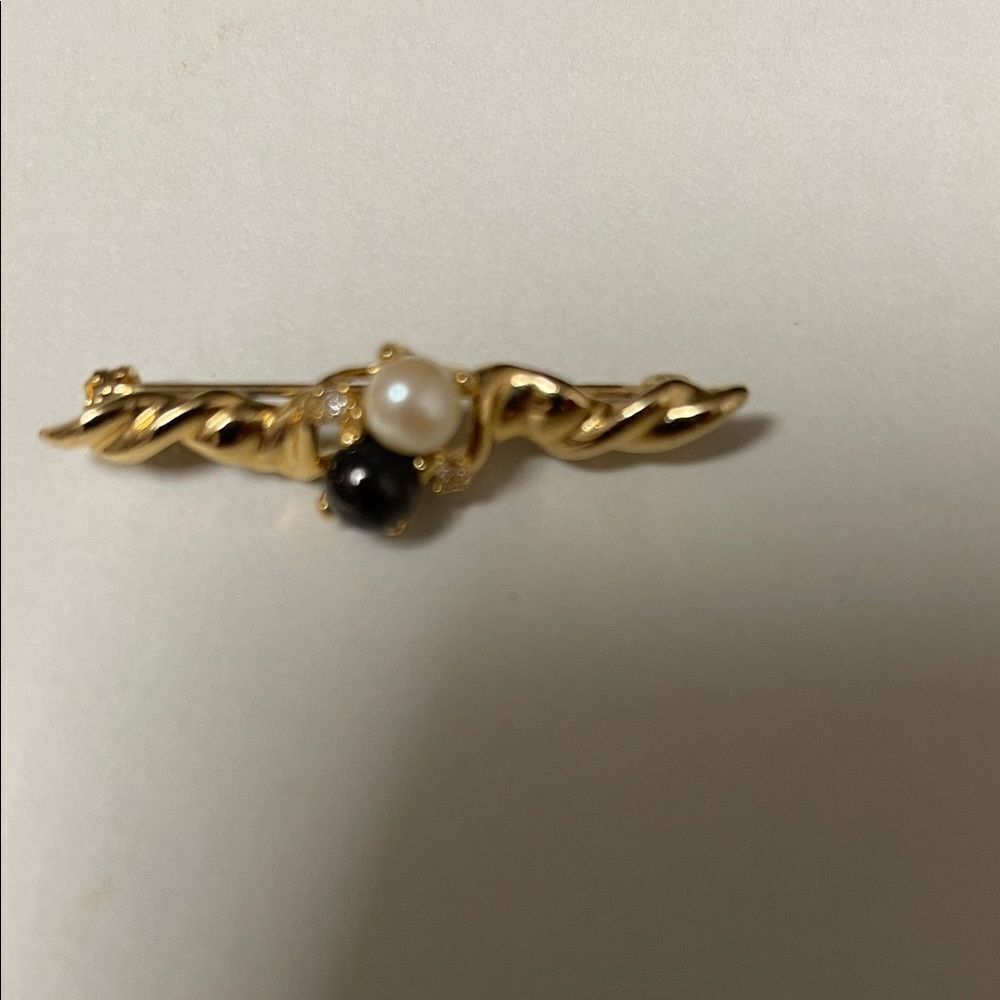 Vintage Elegant Gold and Black Pearl Brooch with 2 rhinestone settings.